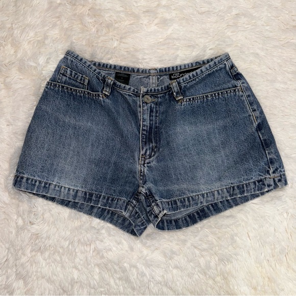 Vintage No Boundaries Blue Jean Shorts Low Rise Size 5 - Picture 1 of 3